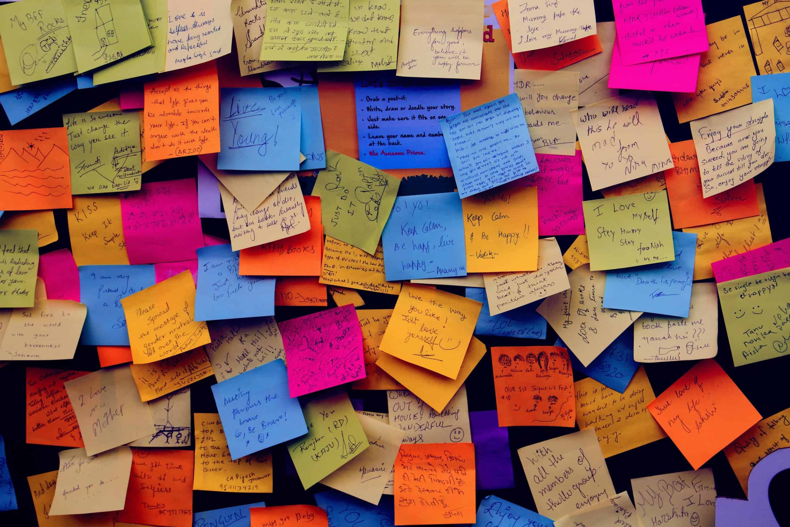 Memoir stories shown on a vast array of Post-It notes
